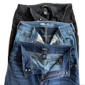 Set of three size 8 jeans, and really nice used condition.